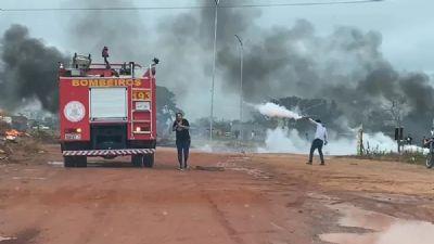 DURANTE FISCALIZAÇÃO: Conflito entre policiais e moradores deixa feridos em assentamento de Cuiabá