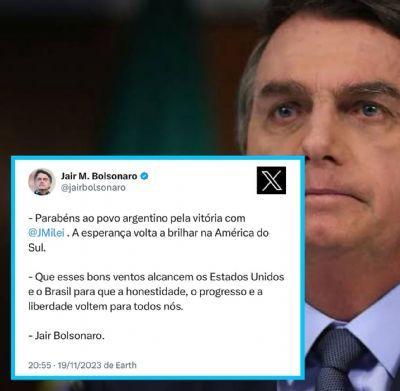 DISPUTA ACIRRADA: Bolsonaro utiliza redes sociais para parabenizar presidente eleito na Argentina