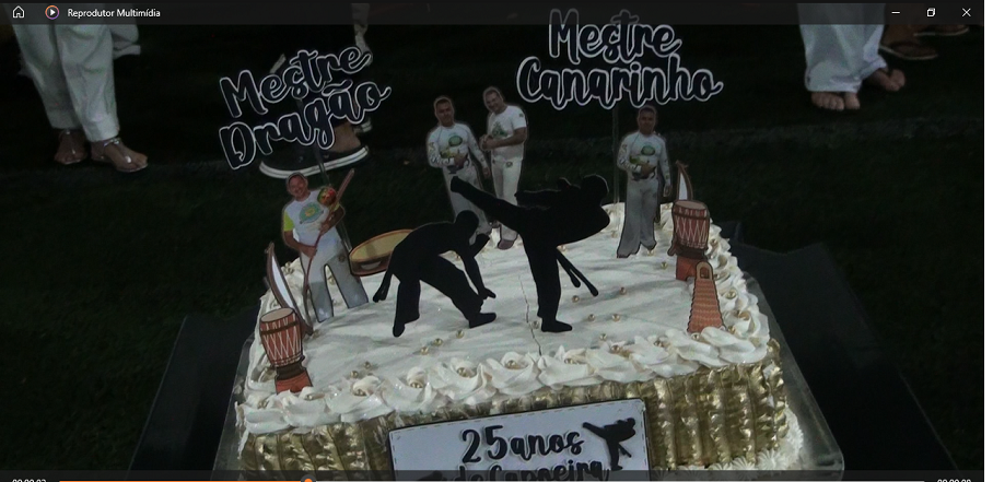 Mestre Dragão faz comemoração de 25 anos de Capoeira em Querência