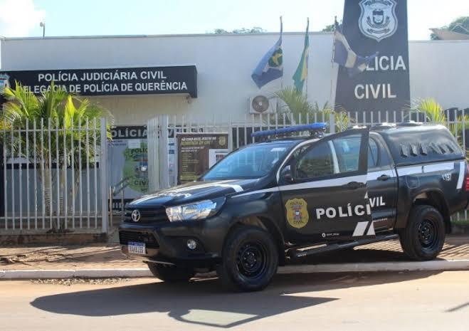 Mulher agride casal em frente a Supermercado em Querência