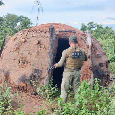 OPERAÇÃO FORNALHA: Polícia Civil fiscaliza produção ilegal de carvão em assentamento na Rodovia 070 em MT