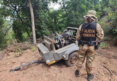 PF prende 18 pessoas e destrói maquinário em garimpos em MT