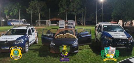 Polícia Militar apreende 19 tabletes de pasta base escondidas dentro de carro em hotel de Porto Alegre do Norte