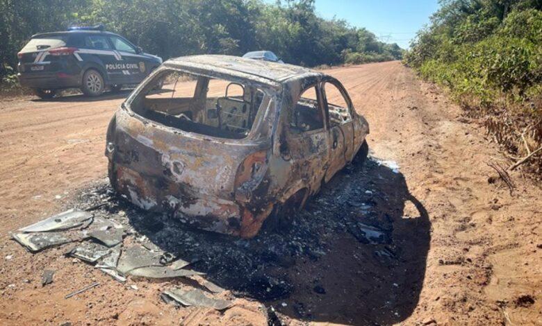 Carro e corpo carbonizado são achados em estrada de MT