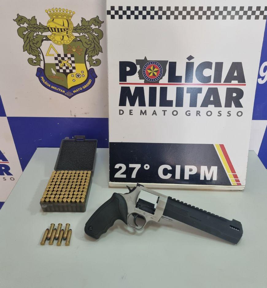 Durante patrulhamento homem é preso em flagrante com arma de fogo e 107 munições em Confresa (MT)