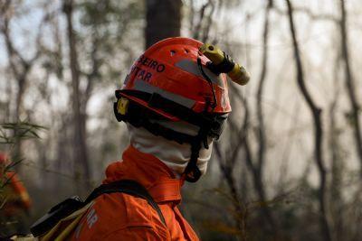 Bombeiros extinguem incêndios florestais em Ribeirão Cascalheira, Canarana e combatem outros 52